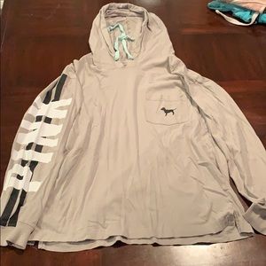 Long sleeve t-shirt with hood